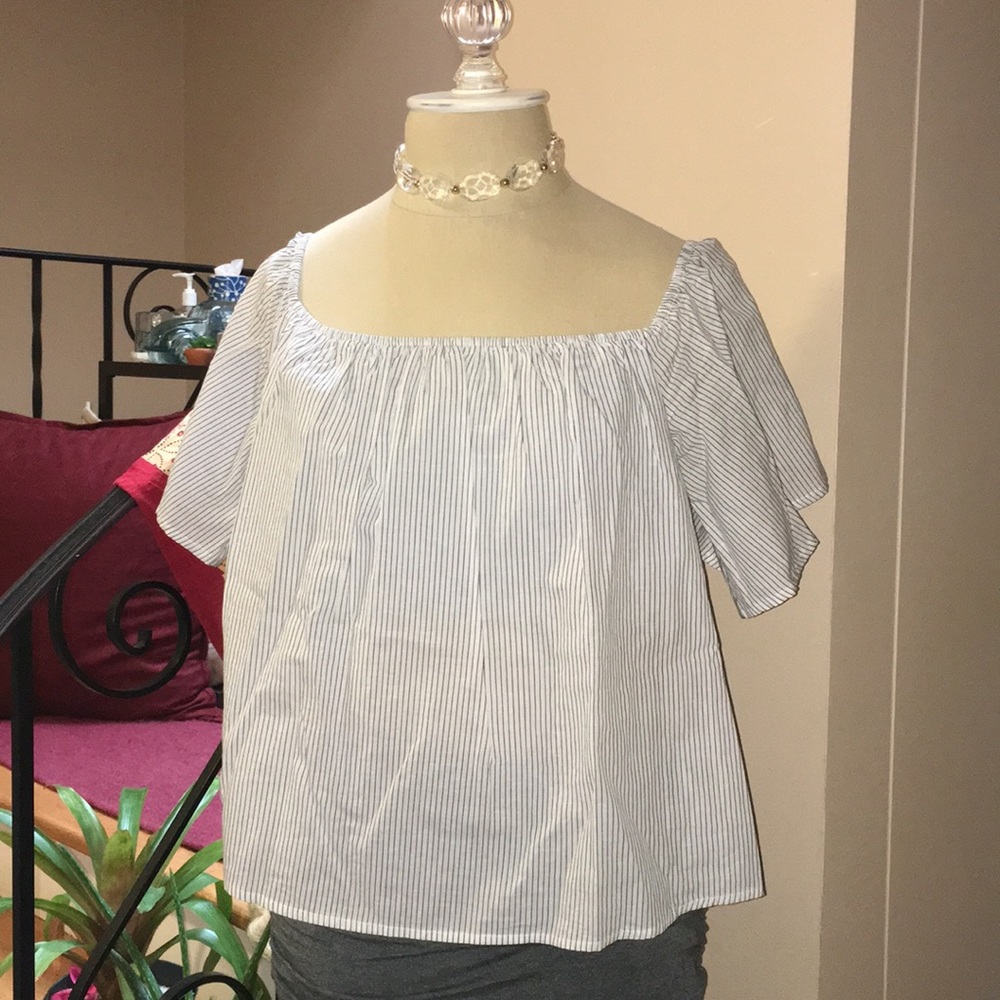 Like new Express short sleeve striped blouse